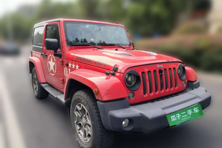 Used Jeep Wrangler 2013 3.6L Sahara two-door model
