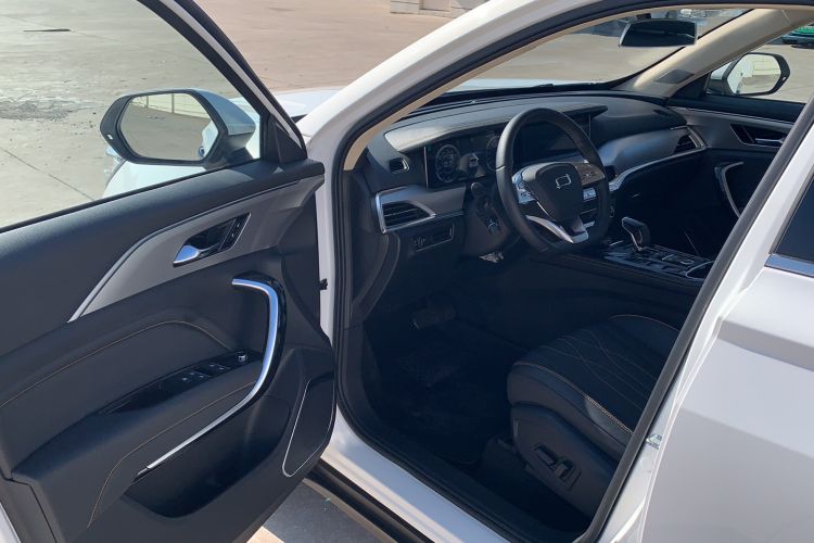 Used Bestune T77 2023 1.5T Automatic Premium Edition
