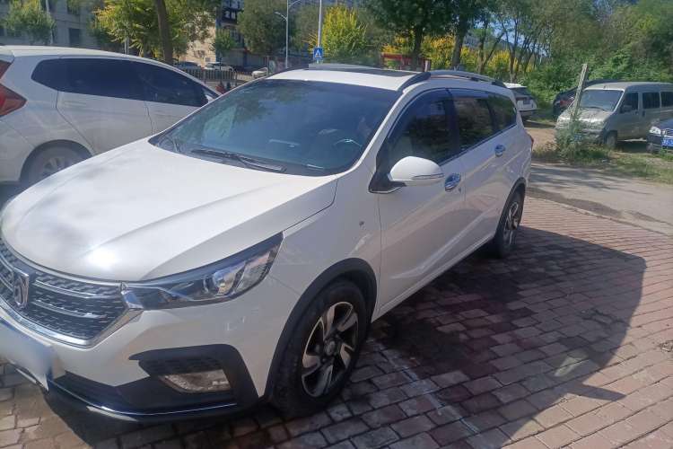 Used Baojun 310W 2018 1.5L Automatic Luxury Version China V