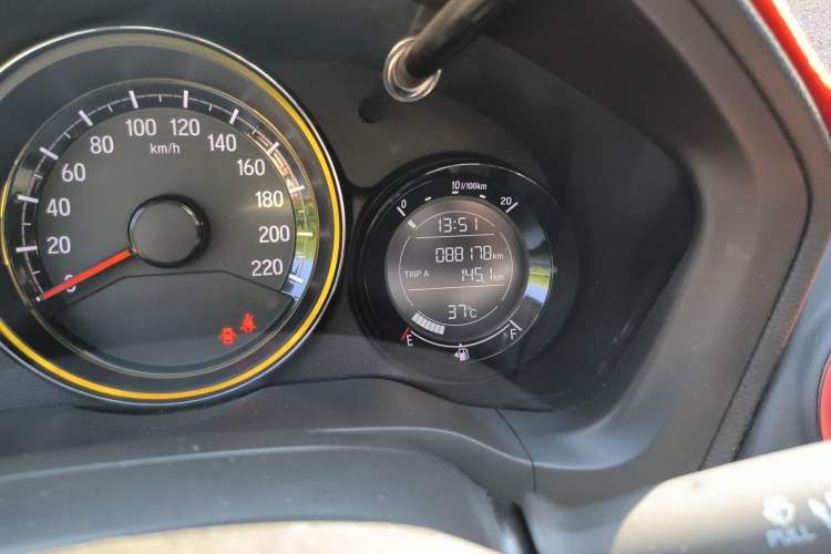 Used Honda XR-V 2015 1.8L EXi Manual Comfort Edition
