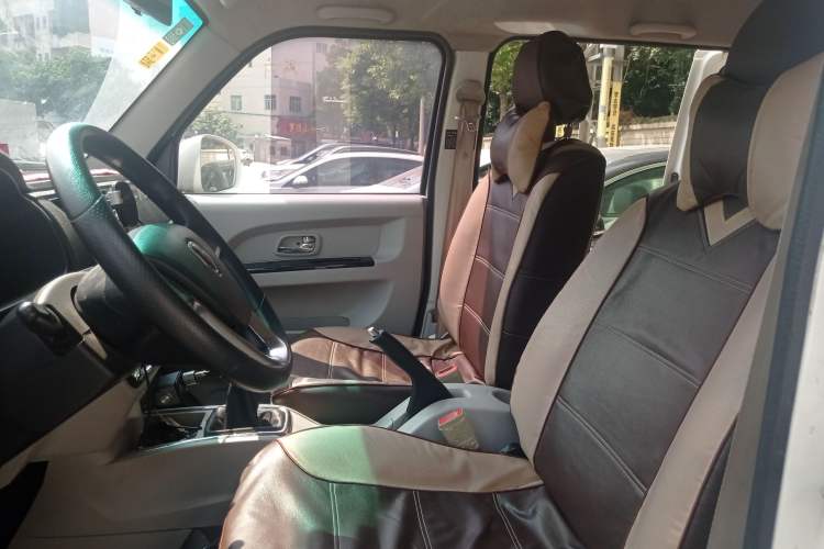 Used Jinbei New Hiace X30L 2019 1.5L Van Business Edition China VI SWC15M