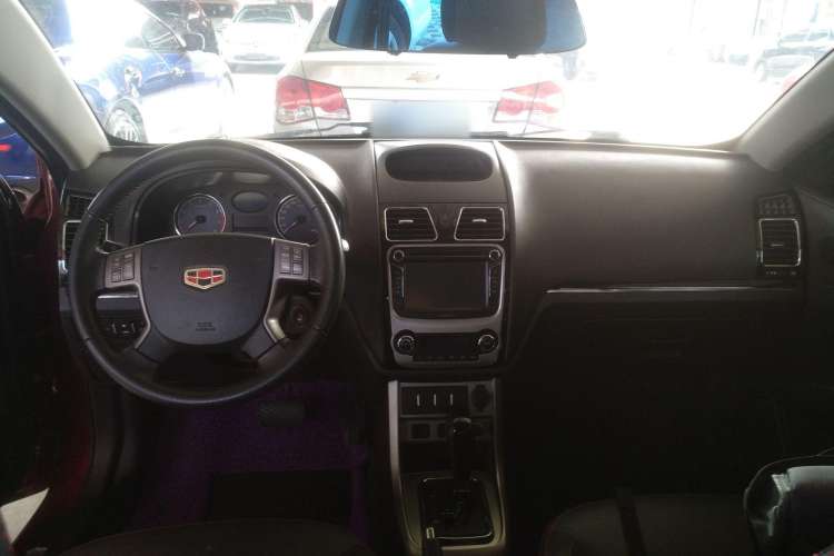 Used Geely Auto Classic Emgrand 2013 Hatchback 1.8L CVT Elite Model
