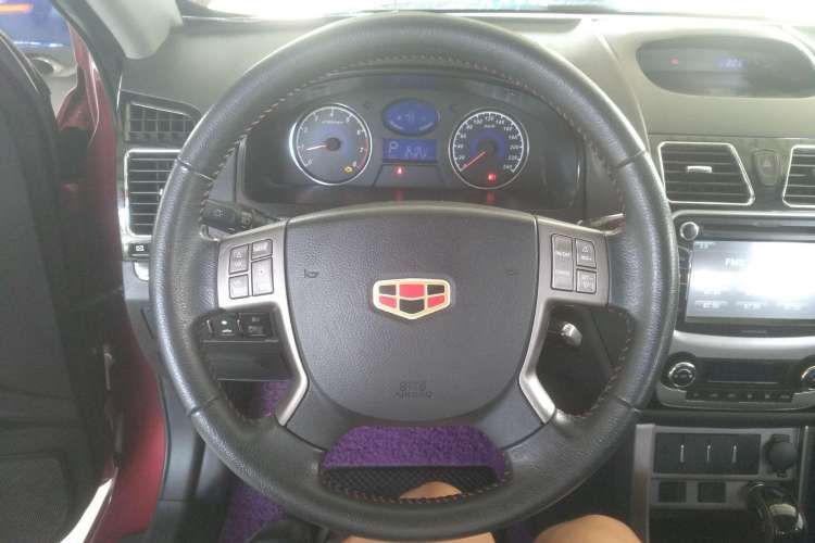 Used Geely Auto Classic Emgrand 2013 Hatchback 1.8L CVT Elite Model
