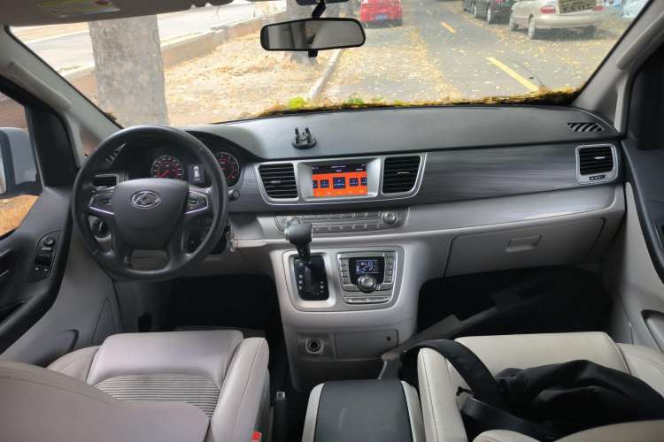 Used SAIC MAXUS G10 2019 PLUS 2.0T Automatic Elite Edition China VI Standard