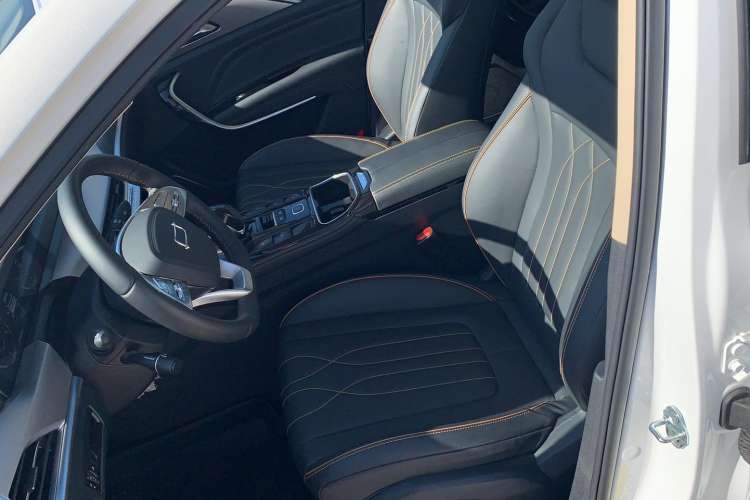 Used Bestune T77 2023 1.5T Automatic Premium Edition
