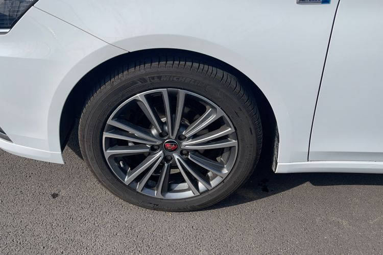 Used Roewe i6 2020 PLUS 1.6L CVT 4G Connected Glory Flagship Edition