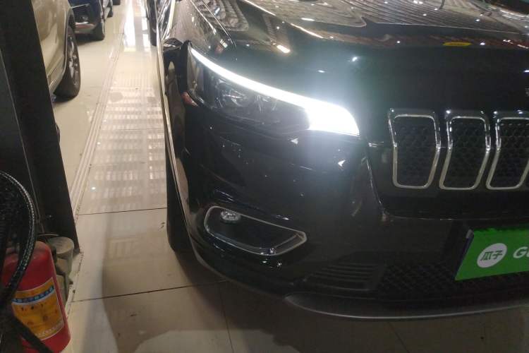 Used Jeep Cherokee 2020 2.0T Four-Wheel Drive Elite Edition
