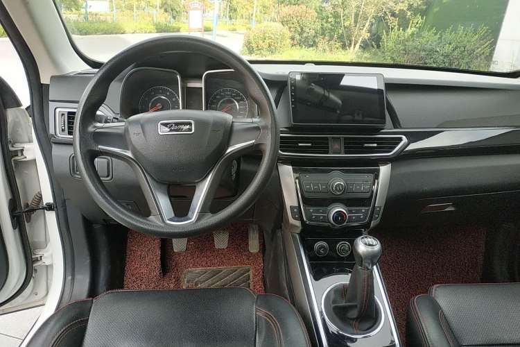 Used Zotye Domy X5 2017 Value Edition 1.6L Manual Fashion Model