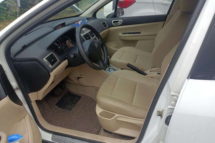 Used Peugeot 307 2010 Hatchback 1.6L Automatic Comfort Edition