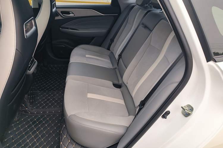 Used AION S Plus 2023 70 Intelligent Edition Lithium Iron Phosphate
