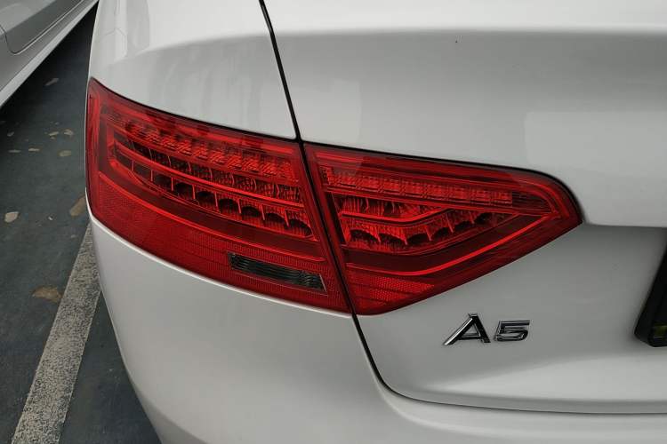 Used Audi A5 2016 Facelift Coupe 35 TFSI Ambition Edition