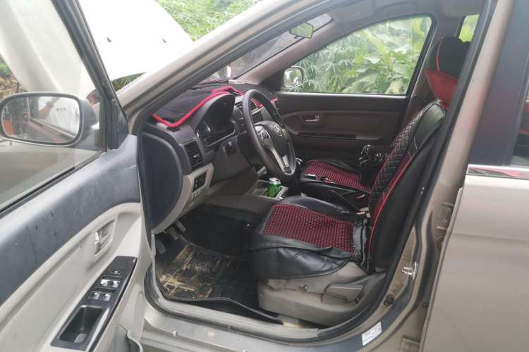 Used BAIC Weiwang M20 2014 1.5L Comfort Version BJ415B Left Front Seat