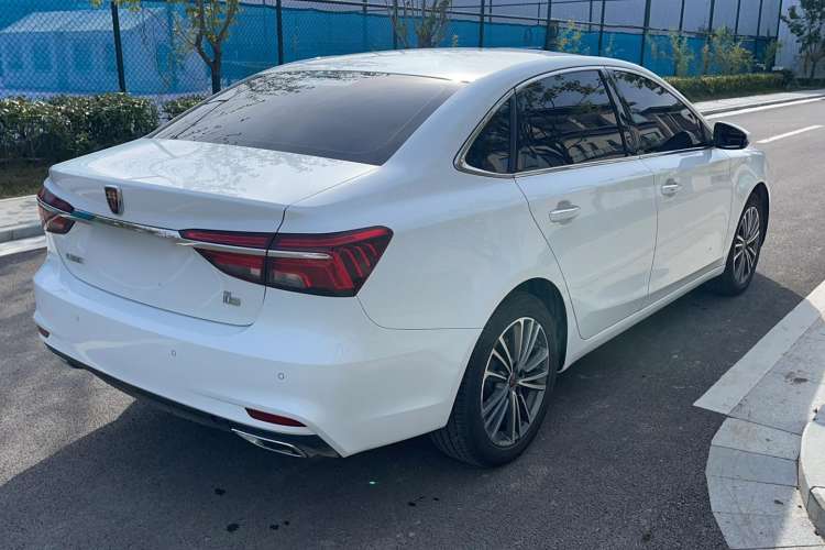 Used Roewe i6 2020 PLUS 1.6L CVT 4G Connected Glory Flagship Edition
