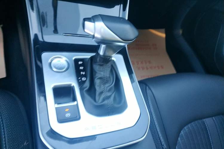 Used Dongfeng Aeolus Yixuan 2020 230T Automatic Advanced Edition
