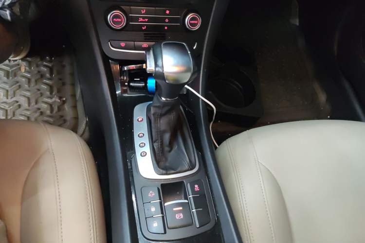 Used Roewe e550 2016 Flagship Edition
