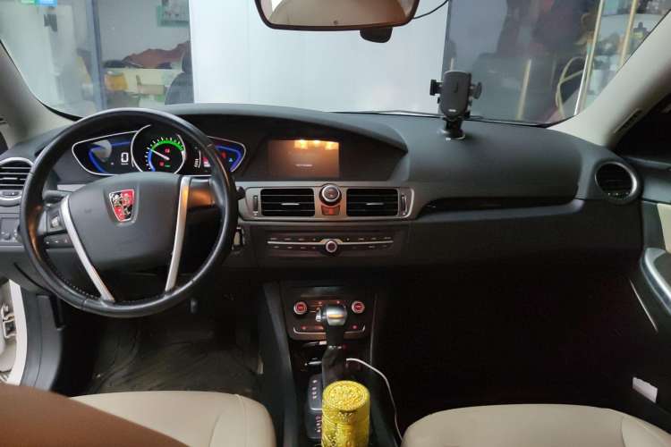 Used Roewe e550 2016 Flagship Edition
