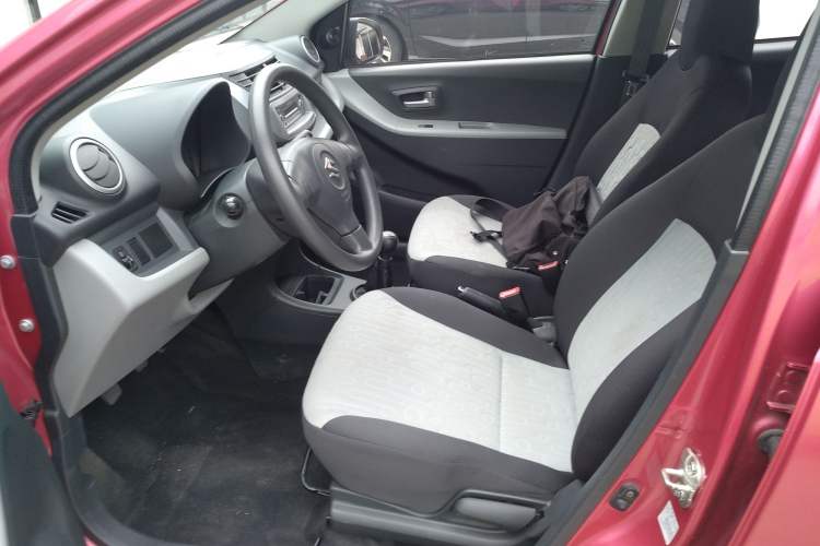 Used Suzuki Alto 2013 Revised Version 1.0L Manual Comfort Edition