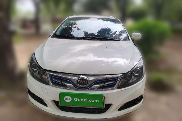 Used BYD e5 2017 300 Prestige Edition