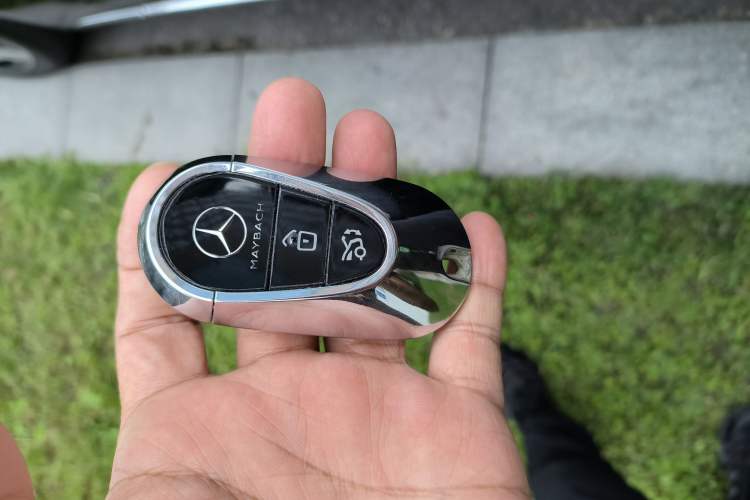 Used Mercedes-Benz Maybach S-Class 2021 S 480 4MATIC Vehicle Key
