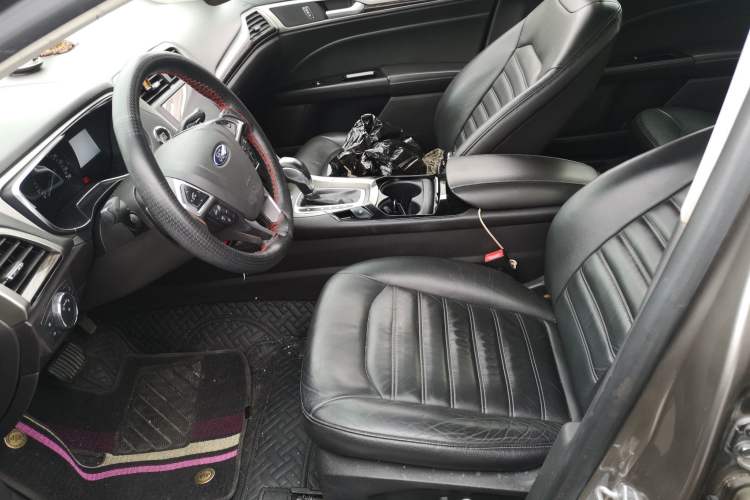 Used Ford Mondeo 2013 2.0L GTDi 200 Luxury Model
