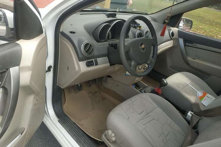 Used Chevrolet Lova 2010 1.4 MT Fengdu Version