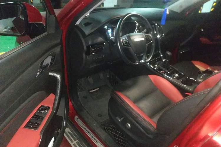 Used Leopaard CS9 2017 1.5L Manual Elite Model
