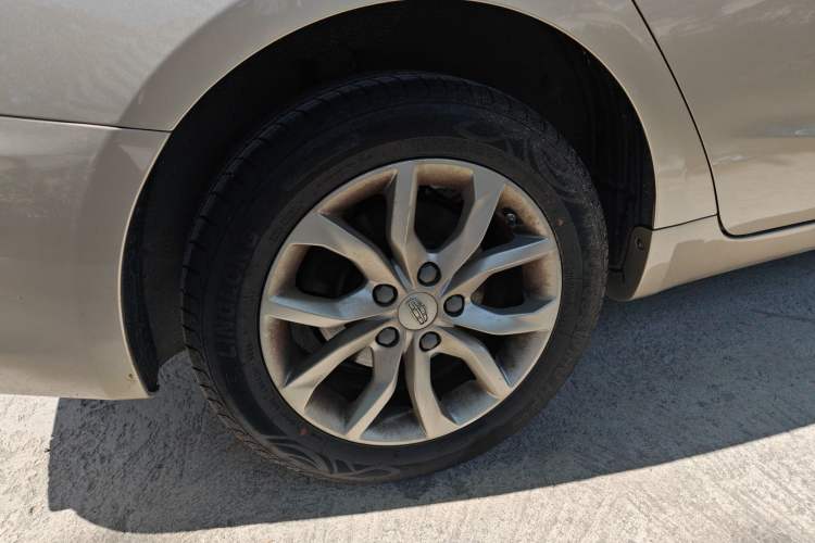 Used Geely Auto Emgrand GL 2017 1.8L Manual Elite Model
