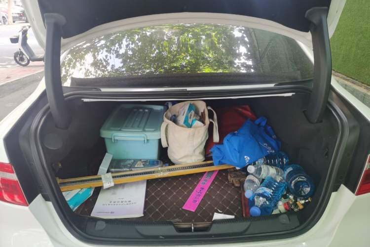 Used Jaguar XE 2015 2.0T 200 PS R-Sport