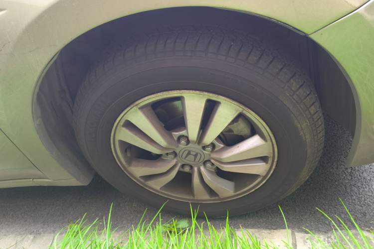 Used Honda Accord 2011 2.0L EX
