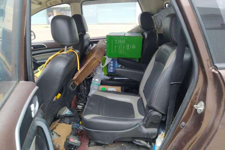 Used HYOSOW H3 2015 1.5L manual Comfort trim level