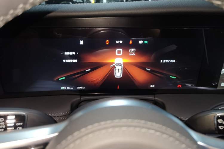 Used Hongqi E-HS9 2022 690 km Range Flagship Edition Six Seats