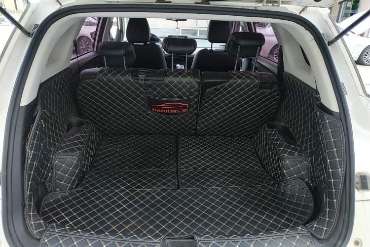 Used Baojun 530 2019 1.5T Manual Luxury Version 7 Seats China VI
