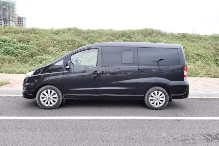 Used JAC Refine M5 2016 2.0T Gasoline Automatic Business Edition
