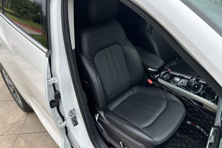 Used EXEED Lingyun 2019 1.6T Two-Wheel Drive Diamond Edition
