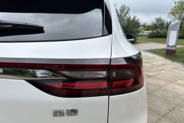 Used EXEED Lingyun 2019 1.6T Two-Wheel Drive Diamond Edition
