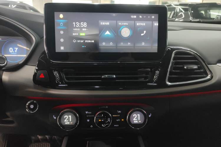 Used EXEED Lingyun 2019 1.6T Two-Wheel Drive Diamond Edition
