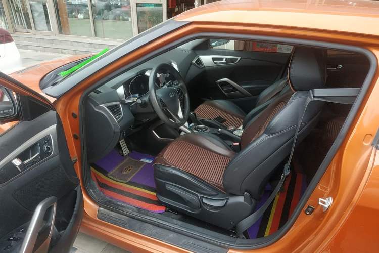 Used Hyundai Veloster 2011 1.6L Automatic Luxury Edition
