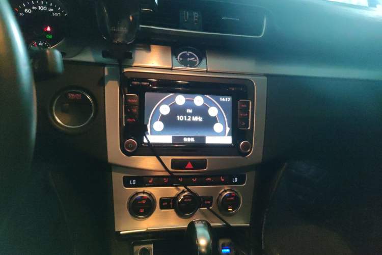 Used Volkswagen CC 2015 2.0 TSI Luxury Model Audio And AC Panel