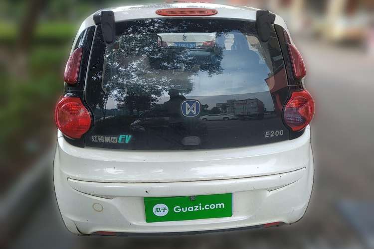 Used JMEV E200L 2016 E200 Standard Model
