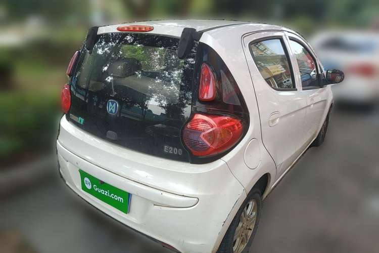 Used JMEV E200L 2016 E200 Standard Model
