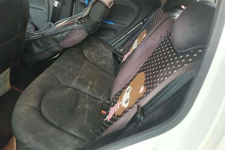 Used JMEV E200L 2016 E200 Standard Model
