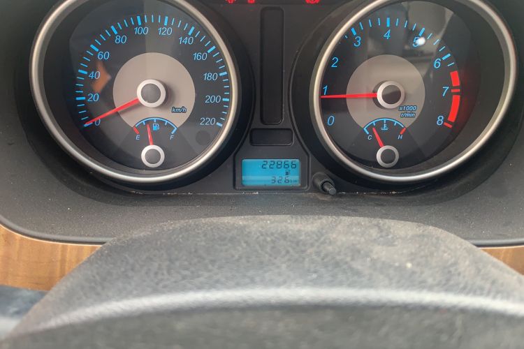 Used Buick Excelle 2015 1.5L Manual Classic Trim
