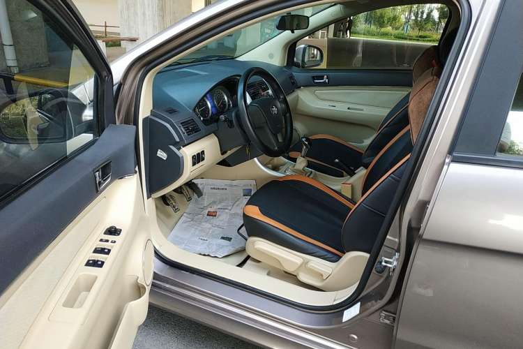 Used BAIC Off-Road E Series 2012 Hatchback 1.3L Manual Liking Edition