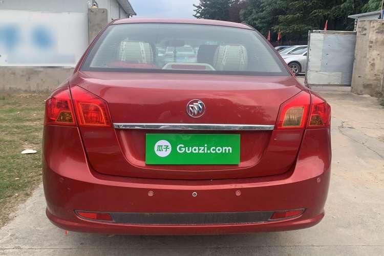 Used Buick Excelle 2015 1.5L Manual Classic Trim
