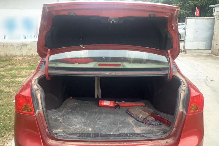 Used Buick Excelle 2015 1.5L Manual Classic Trim
