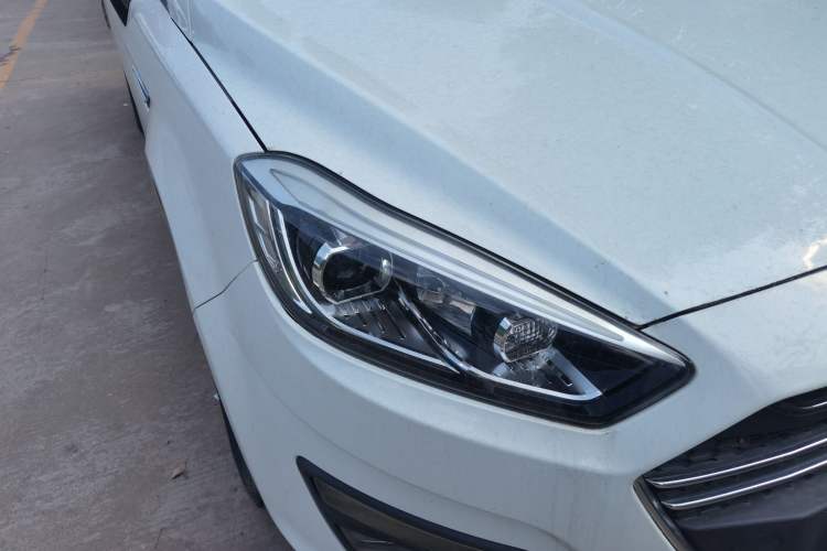 Used Lifan Auto Xuanlang 2017 1.8L Manual Comfort Model