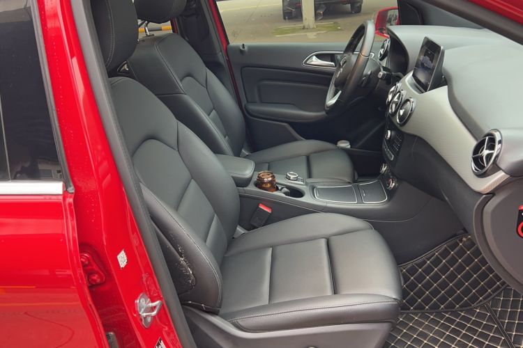 Used Mercedes-Benz B-Class 2018 B 200 Fashion Model