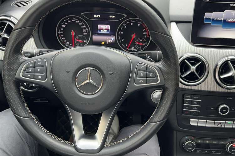 Used Mercedes-Benz B-Class 2018 B 200 Fashion Model