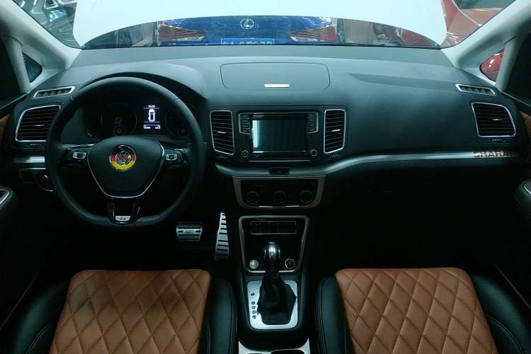 Used Volkswagen Sharan 2018 Revised Version 380TSI Comfort Edition 7-Seater