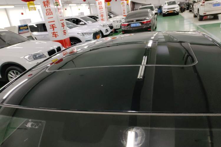 Used Roewe i5 2020 1.5L Automatic 4G Connected Linghao Edition